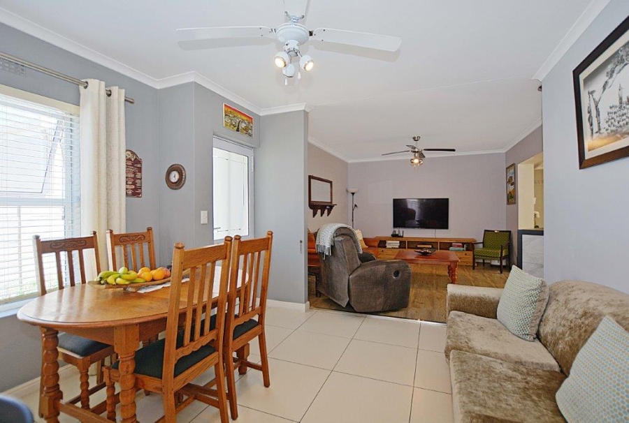 3 Bedroom Property for Sale in Sunningdale Western Cape